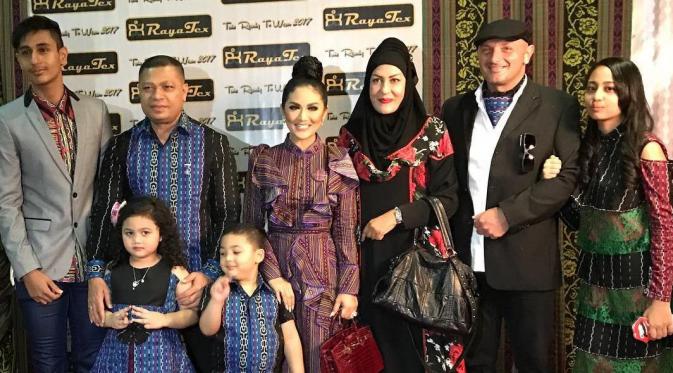 Intip Keakraban KD dengan mantan Istri Raul Lemos, Netizen Kasih Acungan Jempol