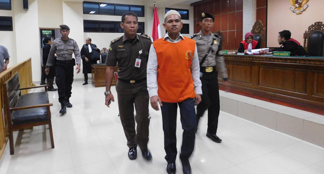 Ganjaran Penjara Seumur Hidup ini Layak, Bagi Dosen Poliban Pembunuh Ayah Ibunya