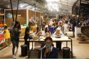 Sentra Kuliner, Pasar Apung dan Taman Origami dalam satu Kompleks Perumahan