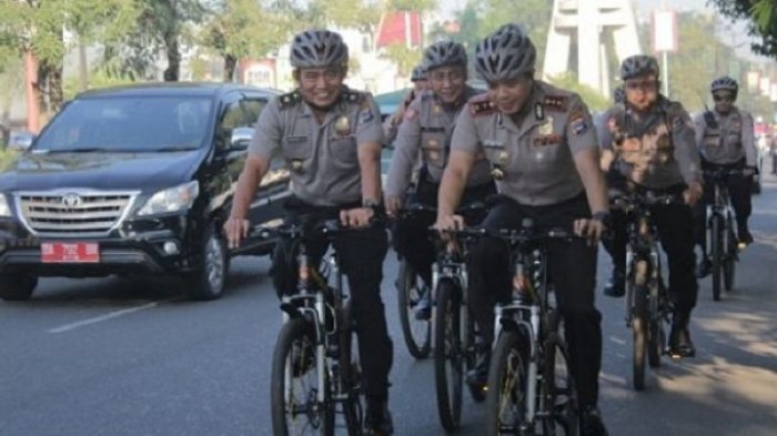 Ada Polisi Beratroli Sepeda di Banjarbaru, Salah Satunya Kapolres