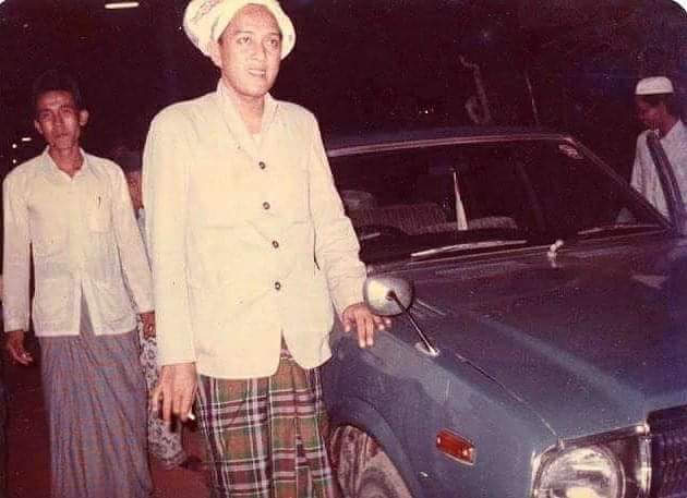 Ketika Guru Sekumpul dan Kai Abbas Menyaksikan wanita Alami Kecelakaan, Terjadilah Dialog ini